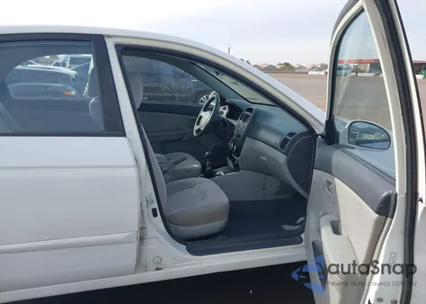 2009 Kia Spectra Lx z USA, uszkodzony, nr VIN KNAFE221995623613